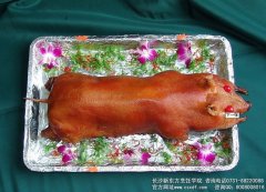 粤菜烤乳猪的做法